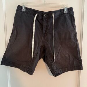 Vuori Mens Charcoal Shorts